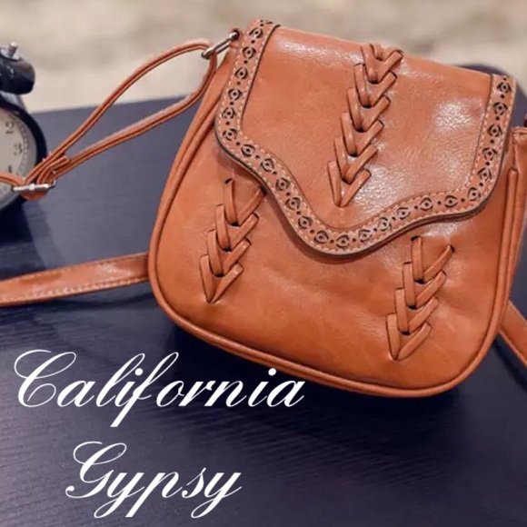 UNBRANDED Handbags - Western Tooled Boho Chic Bag